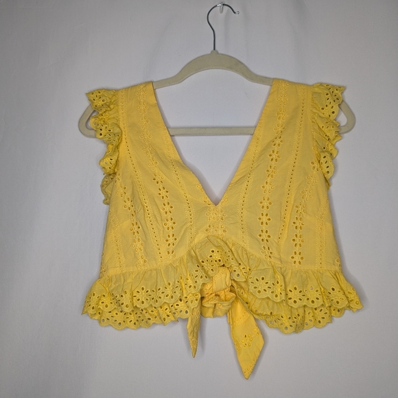 Finders Keepers Tops - Finders Keepers Womens Butter Yellow Eyelet Crochet Lace Babydoll Crop Top M